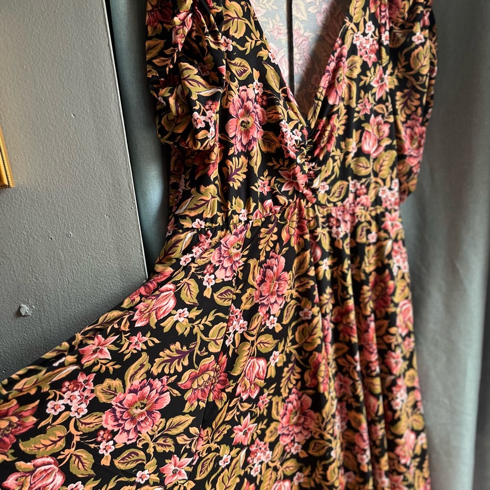 Floral torrid dress size 2